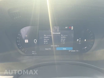 2025 Volvo XC60 B5 Plus – miniatura 12