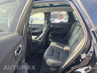 2025 Volvo XC60 B5 Plus – miniatura 13