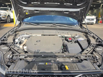2025 Volvo XC60 B5 Plus – miniatura 15