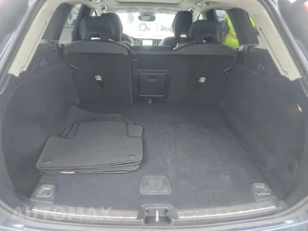 2025 Volvo XC60 B5 Plus – miniatura 16