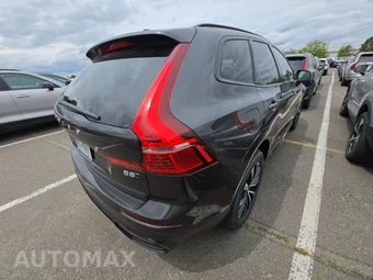 2025 Volvo XC60 B5 Plus - miniatura 4