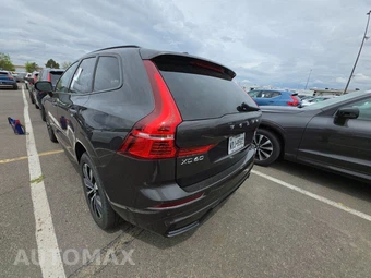 2025 Volvo XC60 B5 Plus - miniatura 6