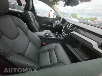 2025 Volvo XC60 B5 Plus - miniatura 8
