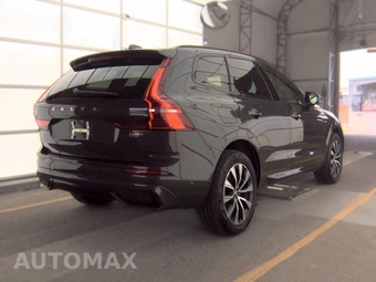 2025 Volvo XC60 B5 Plus – miniatura 4