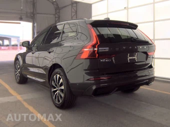 2025 Volvo XC60 B5 Plus – miniatura 6