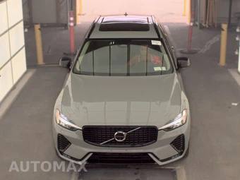 2025 Volvo XC60 B5 Plus – miniatura 2