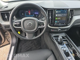 2025 Volvo XC60 B5 Plus – miniatura 11