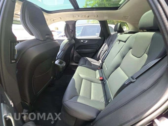 2025 Volvo XC60 B5 Plus – miniatura 13