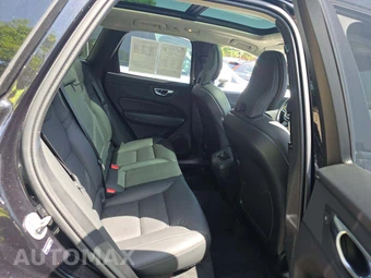 2025 Volvo XC60 B5 Plus – miniatura 16
