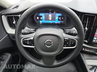 2025 Volvo XC60 B5 Plus - miniatura 10