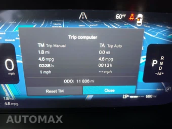 2025 Volvo XC60 B5 Plus - miniatura 12