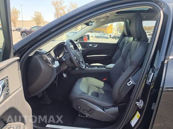 2025 Volvo XC60 B5 Plus – miniatura 7