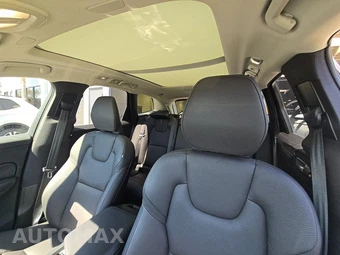 2025 Volvo XC60 B5 Plus – miniatura 17