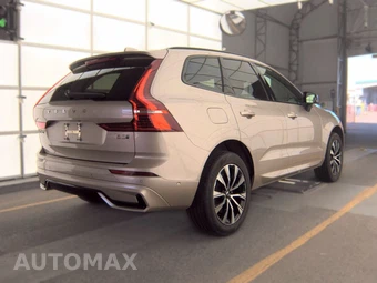 2025 Volvo XC60 B5 Plus – miniatura 4