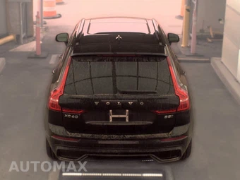 2025 Volvo XC60 B5 Plus – miniatura 5