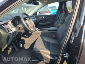 2025 Volvo XC60 B5 Plus – miniatura 7