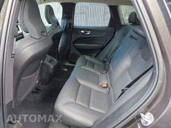 2025 Volvo XC60 B5 Plus – miniatura 13