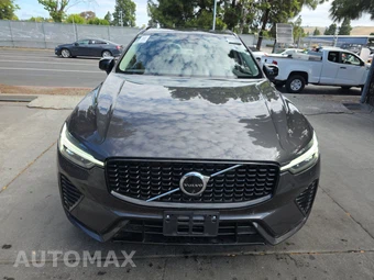 2025 Volvo XC60 B5 Plus – miniatura 2
