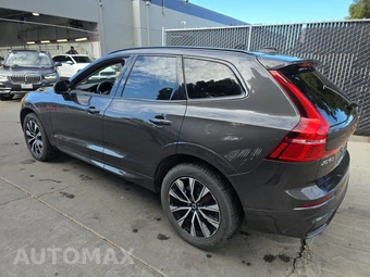 2025 Volvo XC60 B5 Plus – miniatura 6