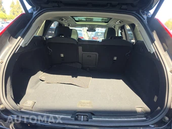 2025 Volvo XC60 B5 Plus – miniatura 16