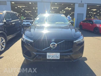 2025 Volvo XC60 B5 Plus – miniatura 2