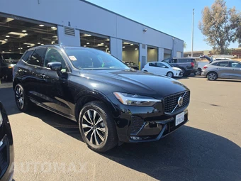 2025 Volvo XC60 B5 Plus – miniatura 3
