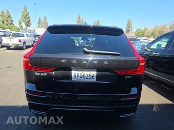 2025 Volvo XC60 B5 Plus – miniatura 5