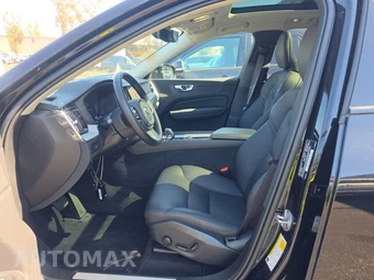2025 Volvo XC60 B5 Plus – miniatura 7