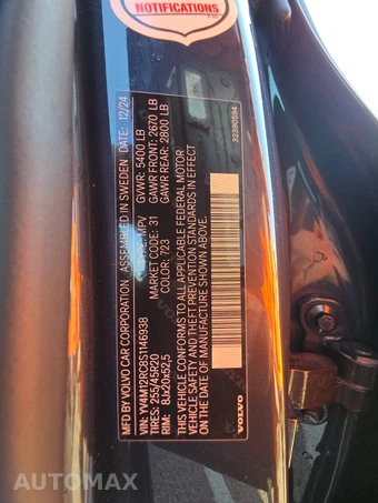2025 Volvo XC60 B5 Plus – miniatura 14