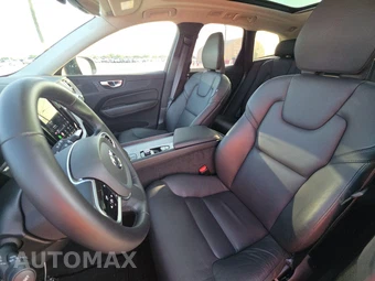 2025 Volvo XC60 B5 Plus – miniatura 7