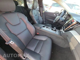 2025 Volvo XC60 B5 Plus – miniatura 8