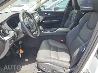 2025 Volvo XC60 B5 Plus – miniatura 7