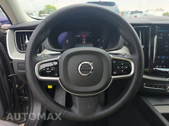 2025 Volvo XC60 B5 Plus - miniatura 10