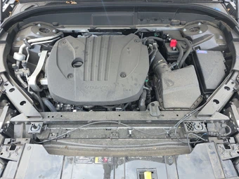 2025 Volvo XC60 B5 Plus - miniatura 15