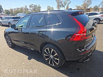 2025 Volvo XC60 B5 Plus – miniatura 6