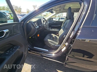2025 Volvo XC60 B5 Plus – miniatura 7