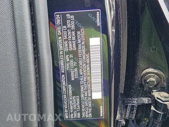 2025 Volvo XC60 B5 Plus – miniatura 14