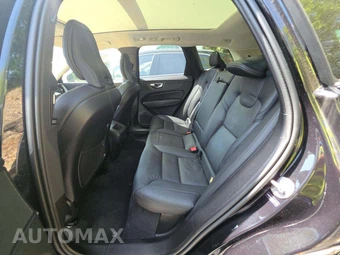 2025 Volvo XC60 B5 Plus – miniatura 13