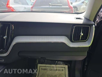2025 Volvo XC60 B5 Plus – miniatura 19