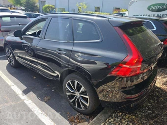 2025 Volvo XC60 B5 Plus – miniatura 2