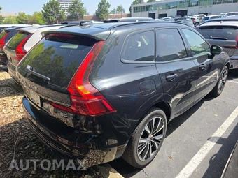 2025 Volvo XC60 B5 Plus – miniatura 3