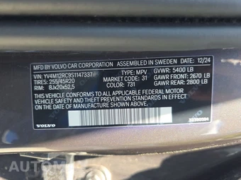 2025 Volvo XC60 B5 Plus – miniatura 15