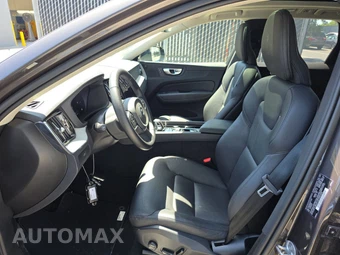 2025 Volvo XC60 B5 Plus – miniatura 7