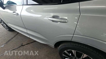 2025 Volvo XC60 B5 Plus - miniatura 24