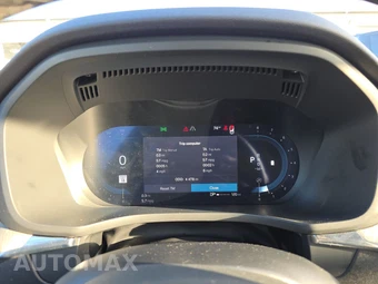 2025 Volvo XC60 B5 Plus – miniatura 18