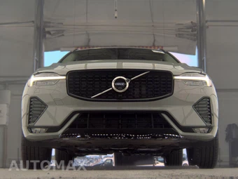 2025 Volvo XC60 B5 Plus – miniatura 3