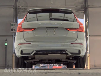 2025 Volvo XC60 B5 Plus – miniatura 7