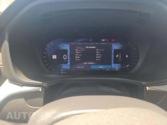 2025 Volvo XC60 B5 Ultra – miniatura 6