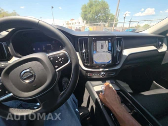 2025 Volvo XC60 B5 Ultra – miniatura 7