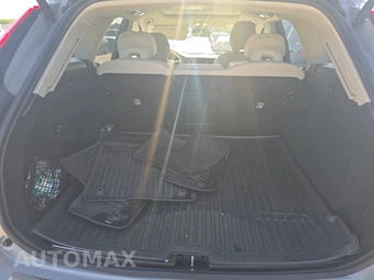2025 Volvo XC60 B5 Ultra - miniatura 16